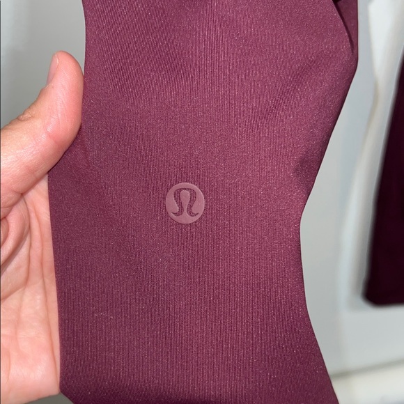 lululemon athletica Lululemon On the Fly 7/8 Pant *28" burgundy garnet cassis - Picture 5 of 8